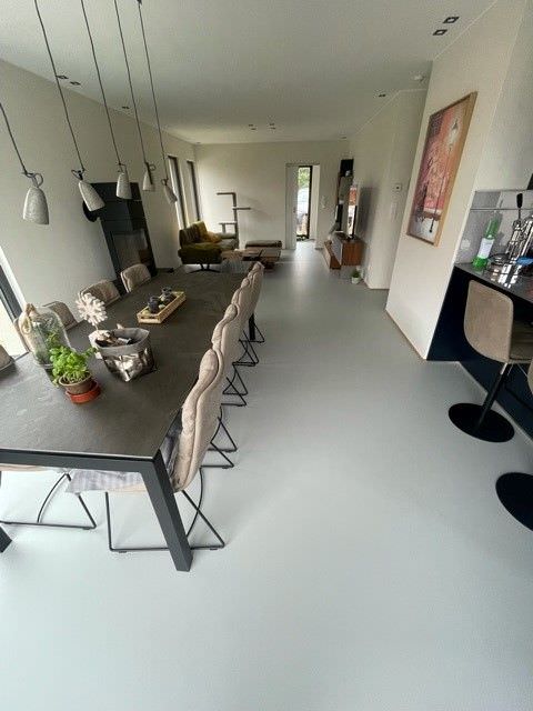 Worldfloor Pose de sol epoxy pour maison luxembourg