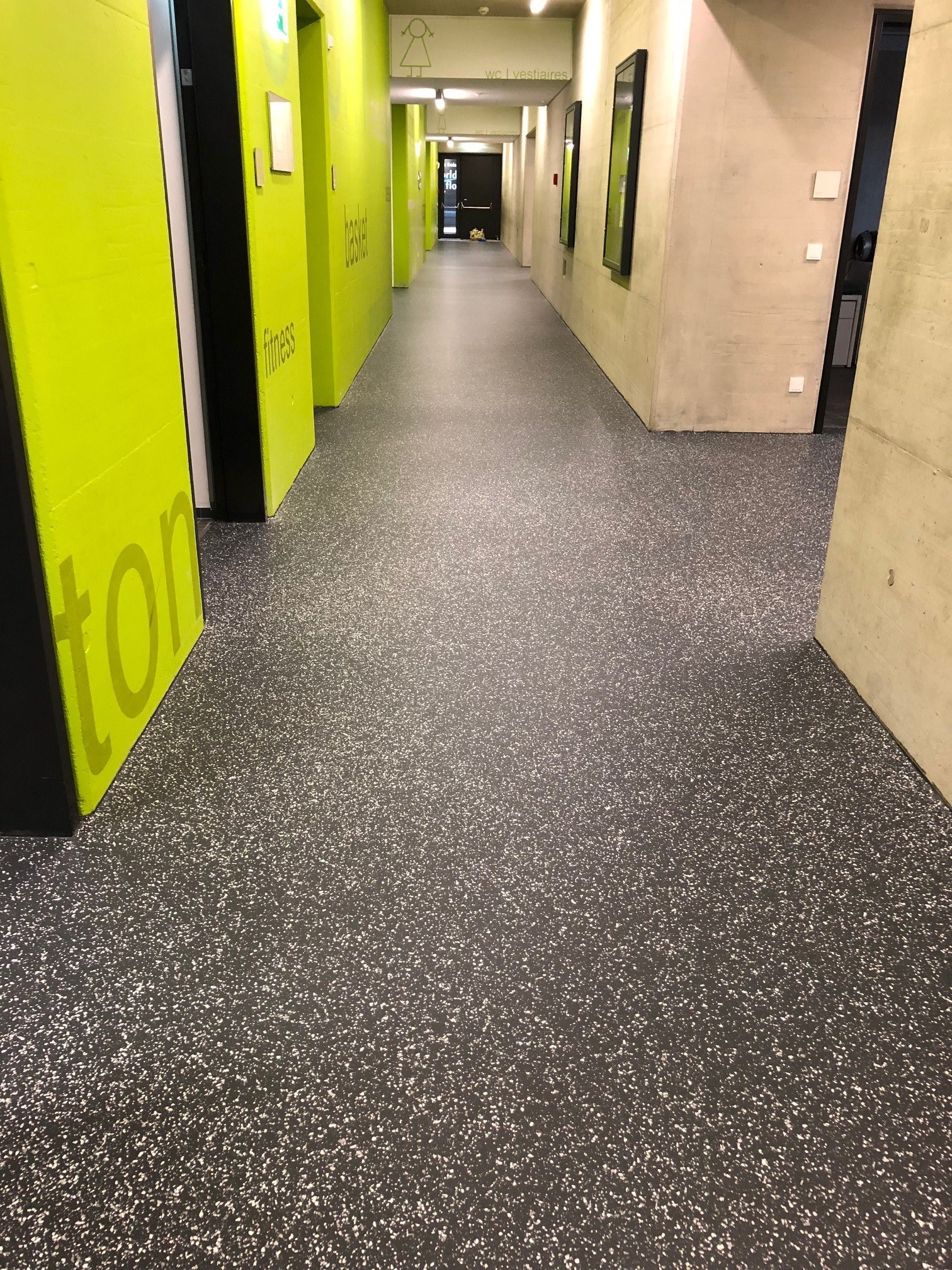 worldfloor luxembourg sol resine epoxy ecole universite omnisport faculte school